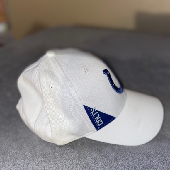 Indianapolis Colts adjustable hat - Picture 2 of 3